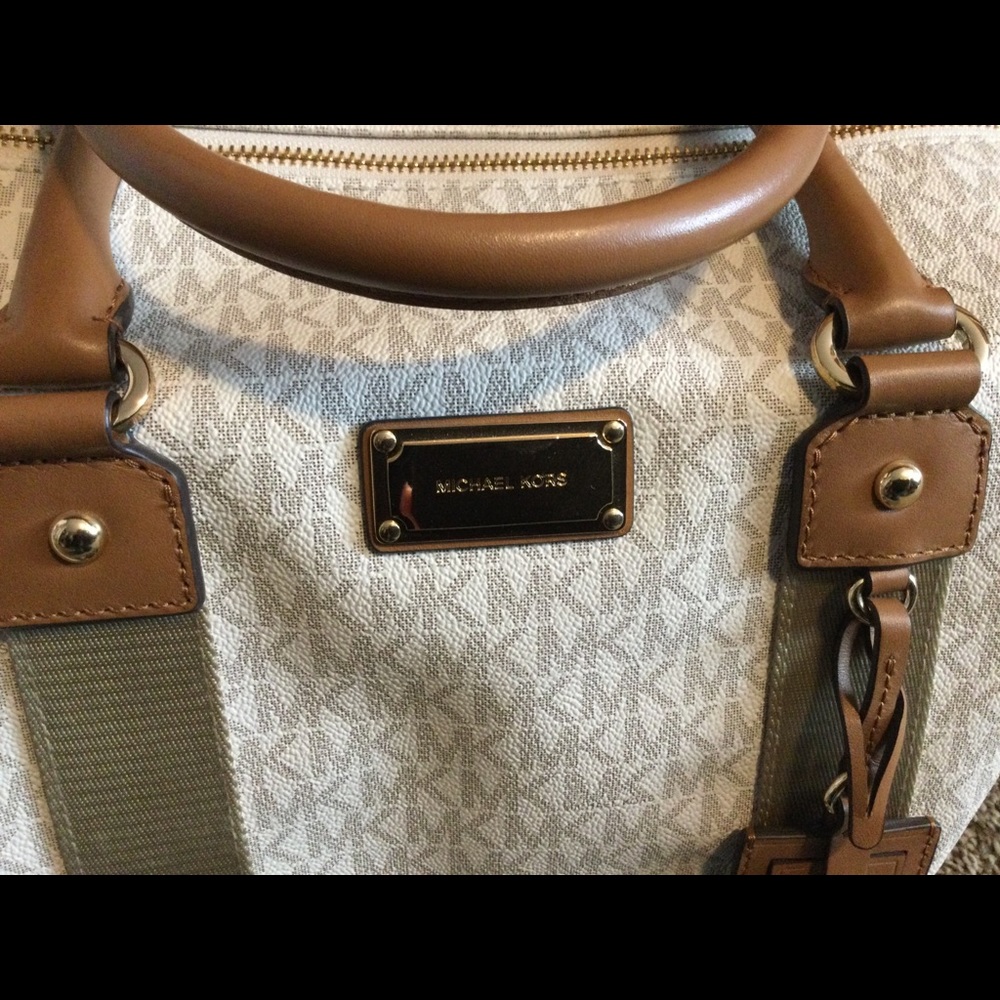 Michael Kors Weekend Bag